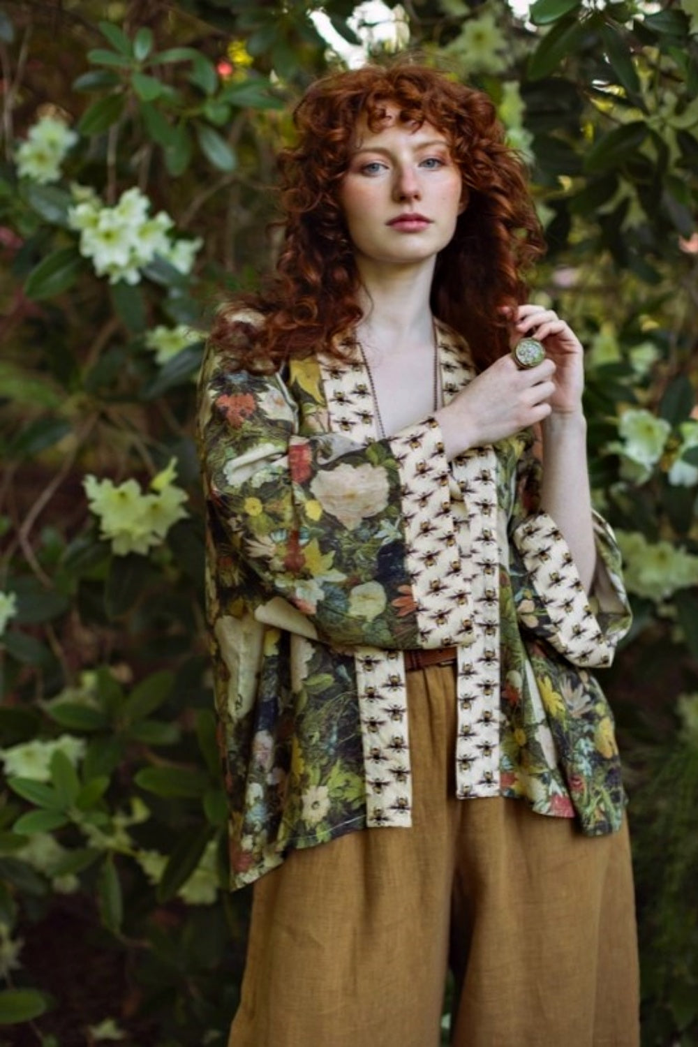 PRE-ORDER MARKET OF STARS I DREAM IN FLOWERS CROPPED KIMONO