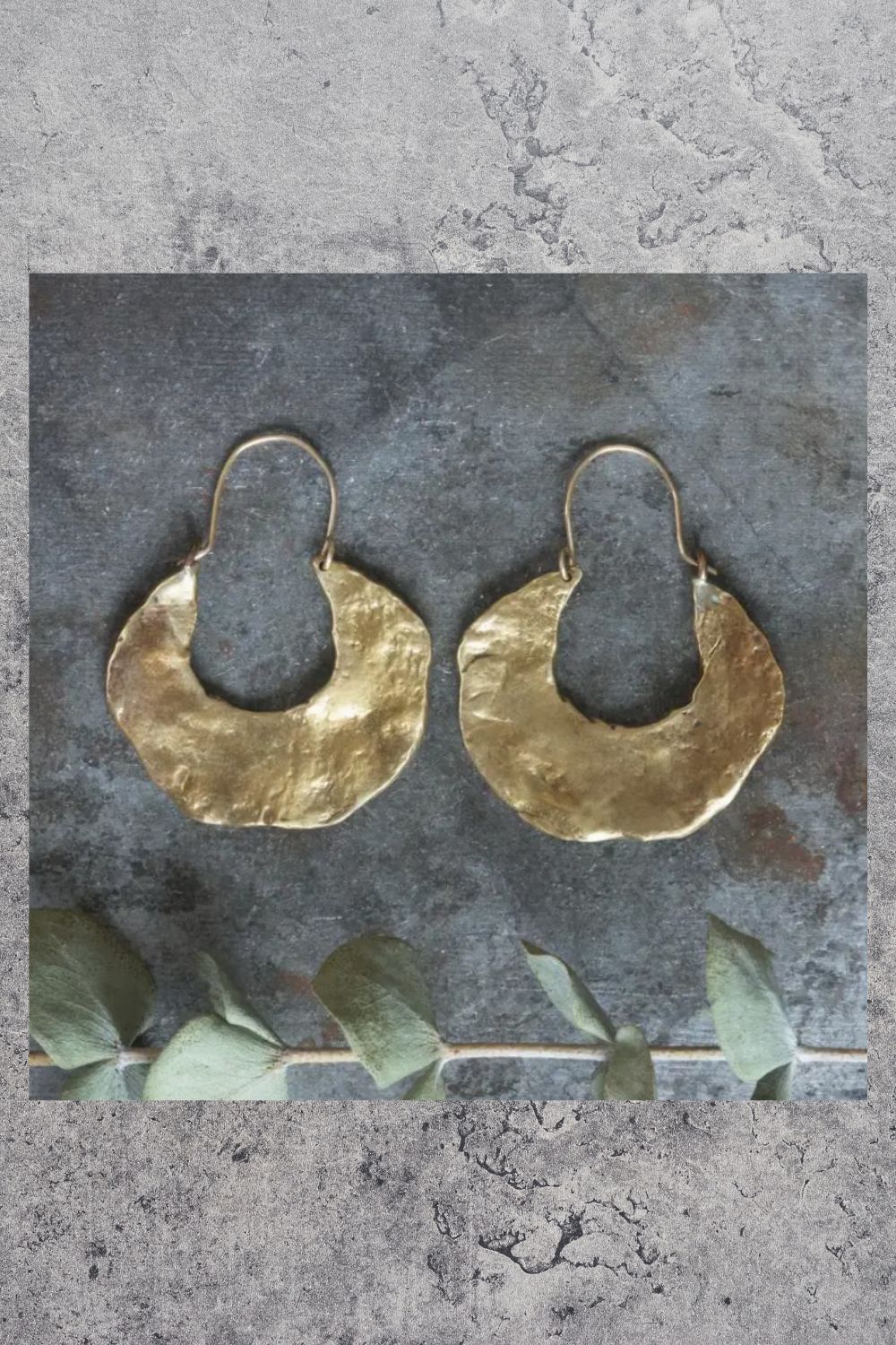 EMILIE SHAPIRO HALF MOON EARRINGS