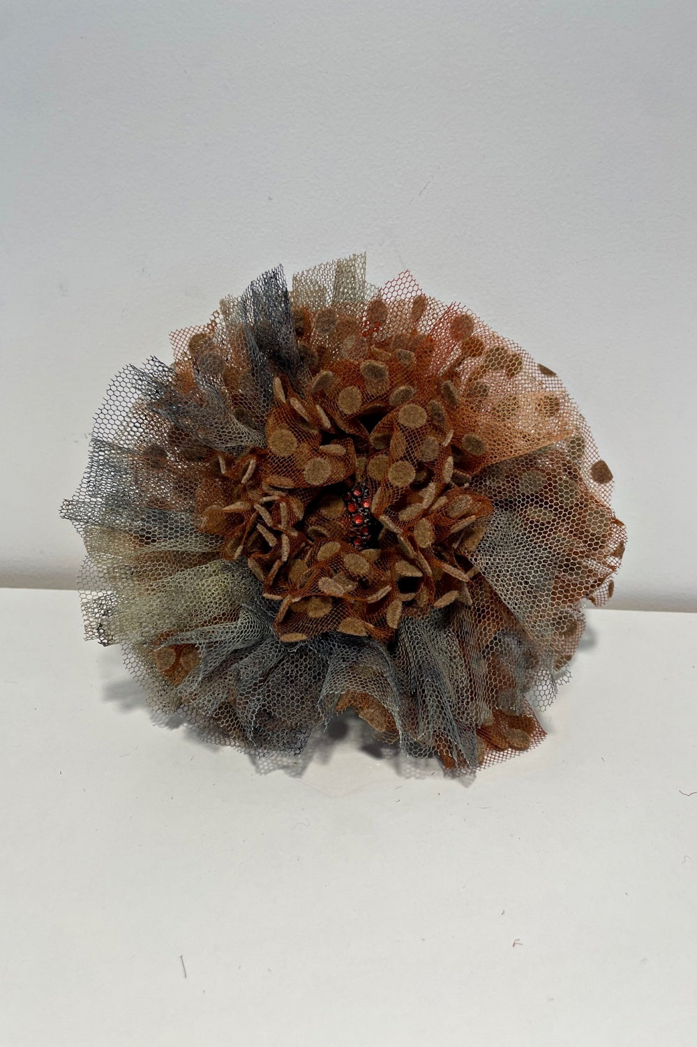 FLORA FASCINATA MAD MAXINE OVERSIZED CORSAGE