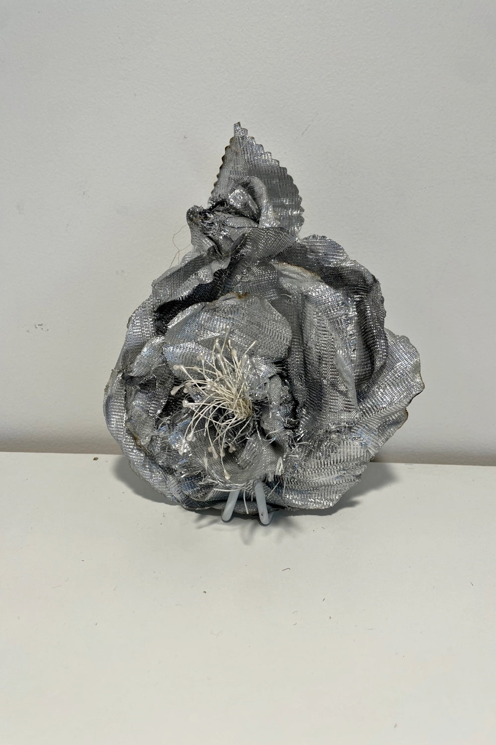 FLORA FASCINATA GATSBY SILVER OVERSIZED CORSAGE