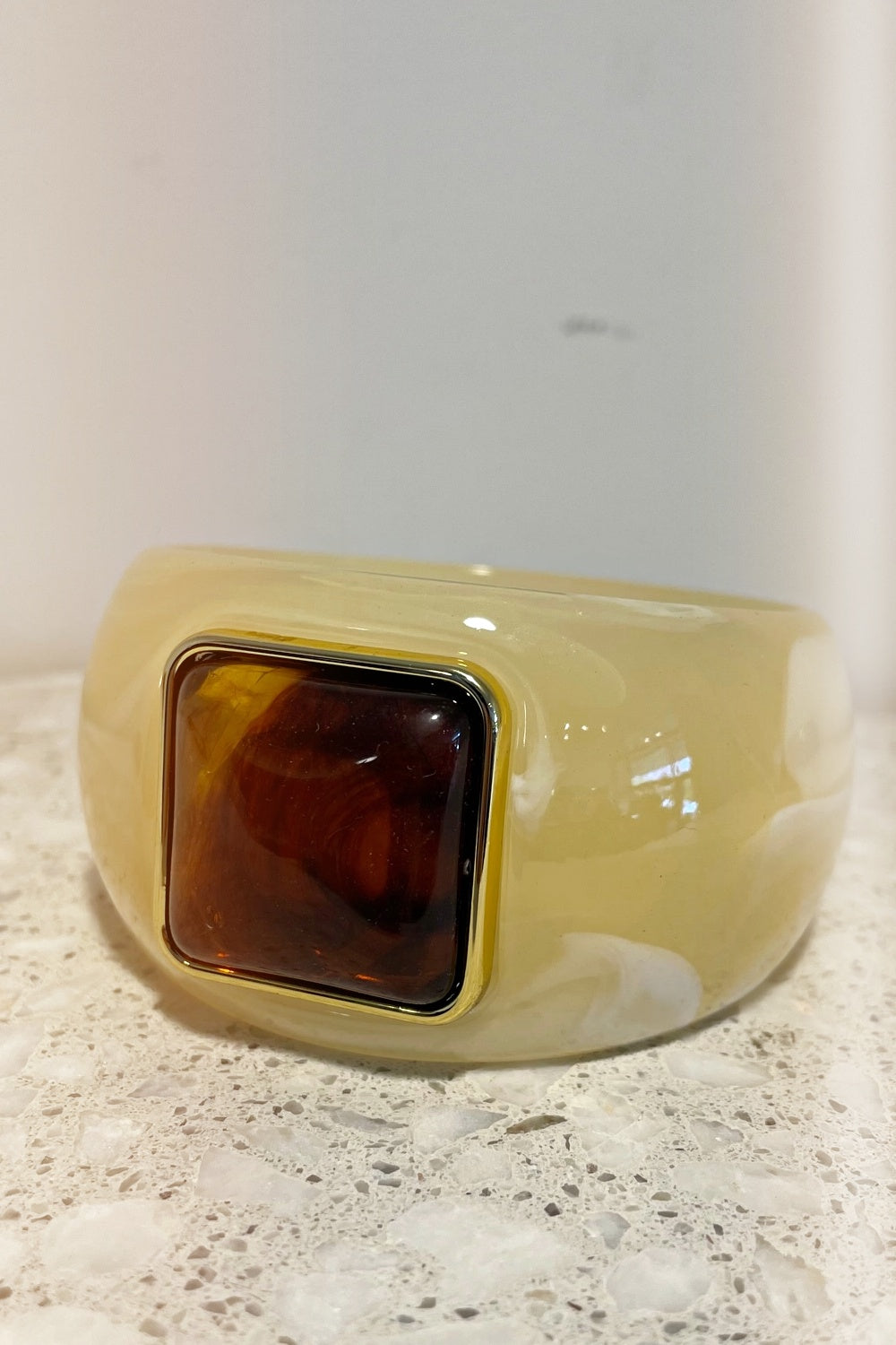 LAVA BANGLE CREAM + TORTOISESHELL