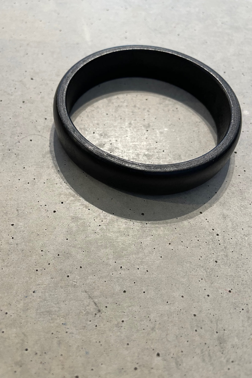 LOST + FOUND FLAT EBONY BANGLE