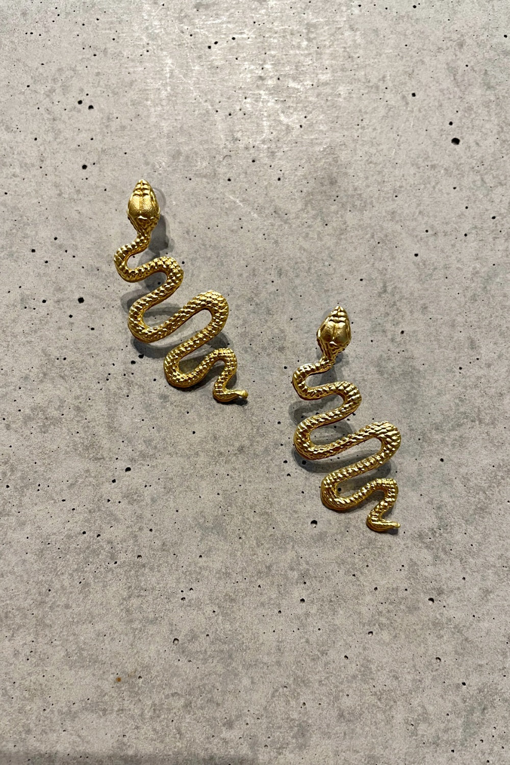 MEDUSA GOLD EARRINGS