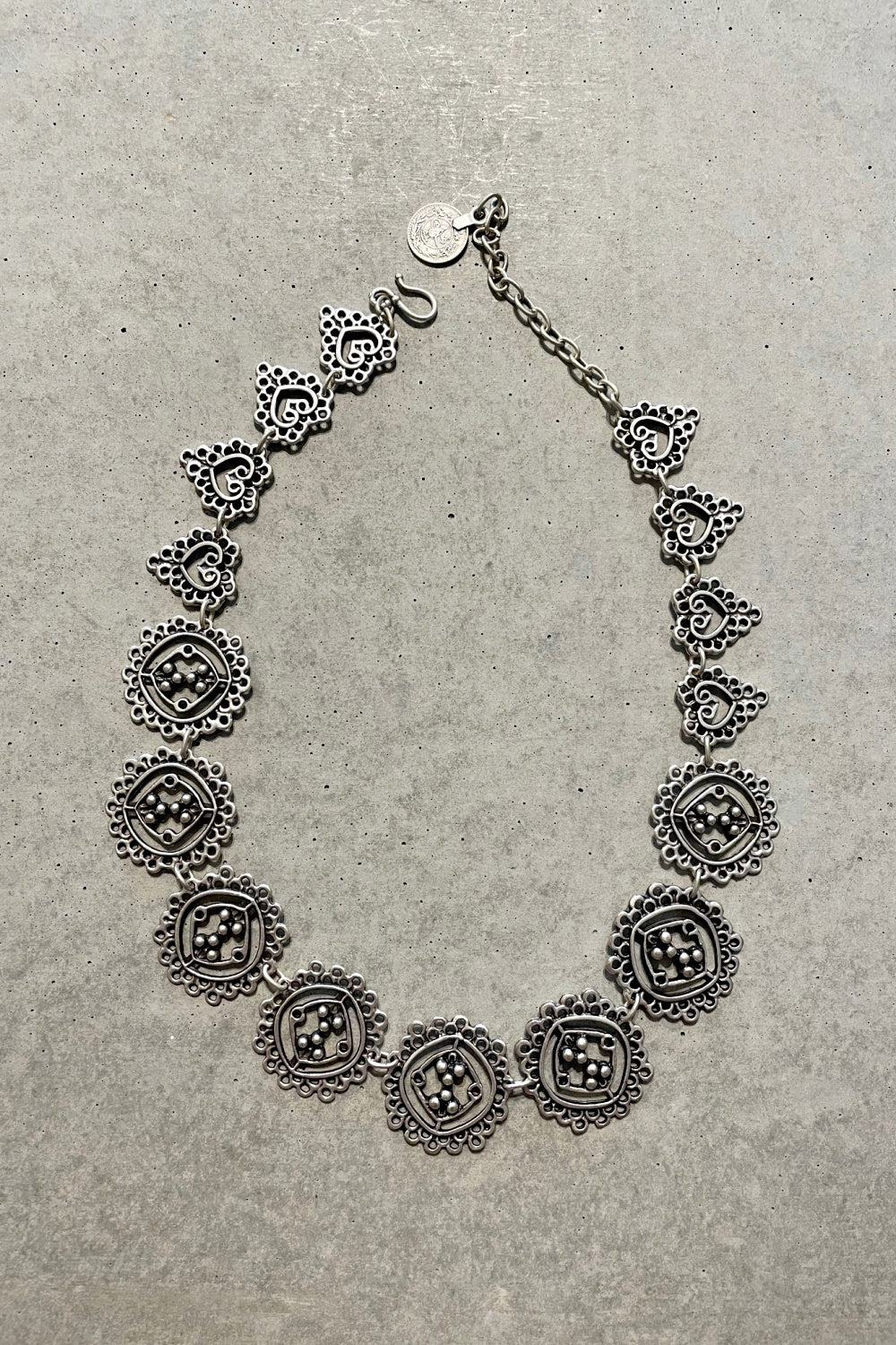 HEARTSOME SILVER NECKLACE