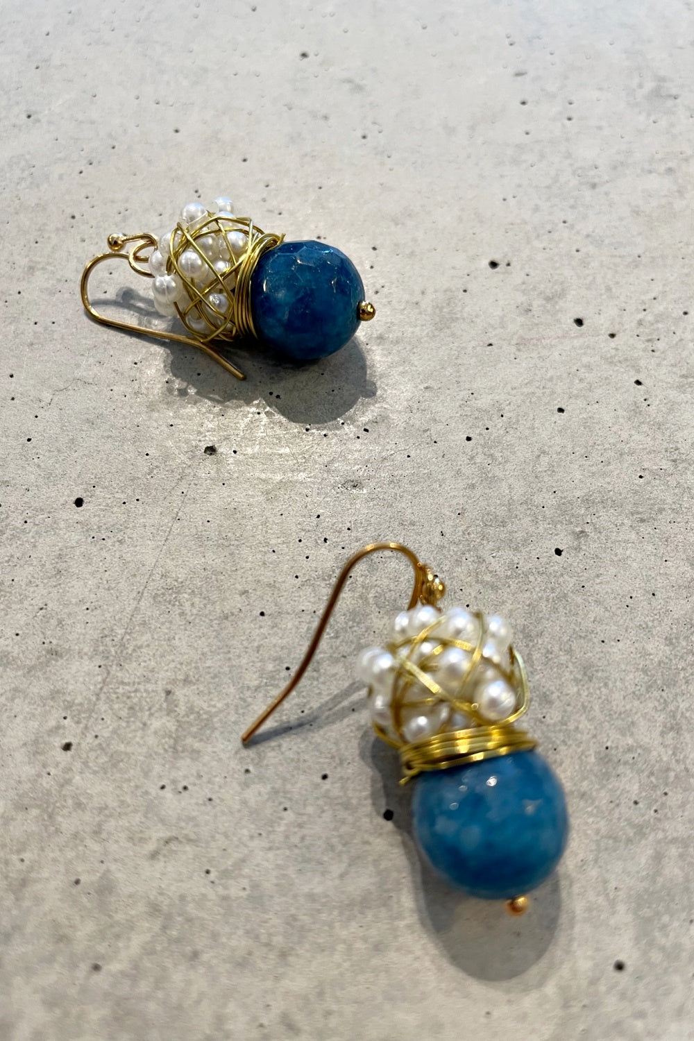 LOVE LIGHT EARRINGS TEAL