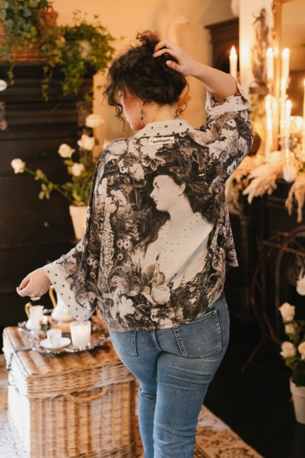 MARKET OF STARS LOOKING GLASS CROPPED KIMONO