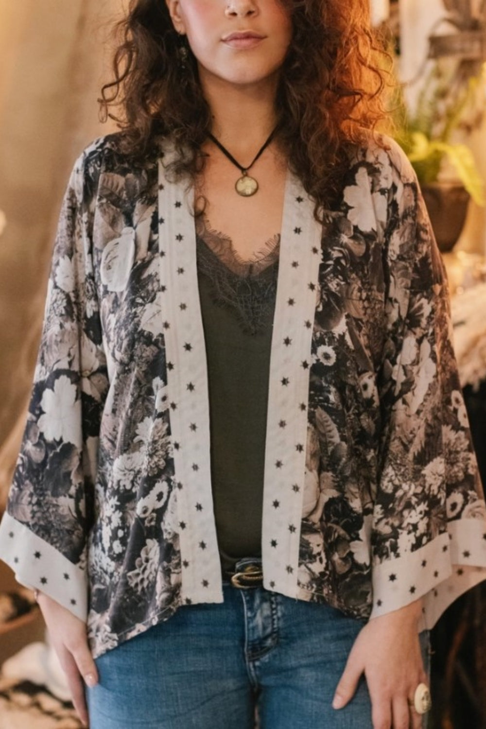 MARKET OF STARS LOOKING GLASS CROPPED KIMONO