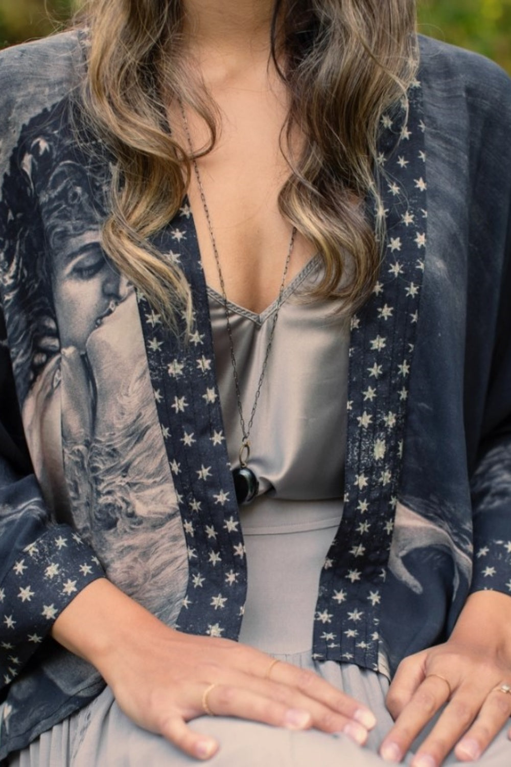 MARKET OF STARS LOVE CONQUERS ALL CROPPED KIMONO