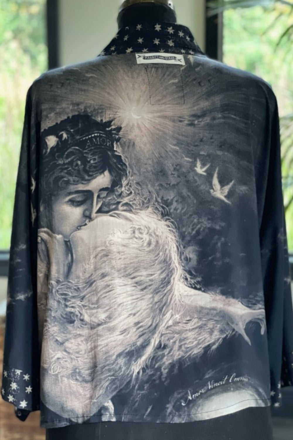 MARKET OF STARS LOVE CONQUERS ALL CROPPED KIMONO