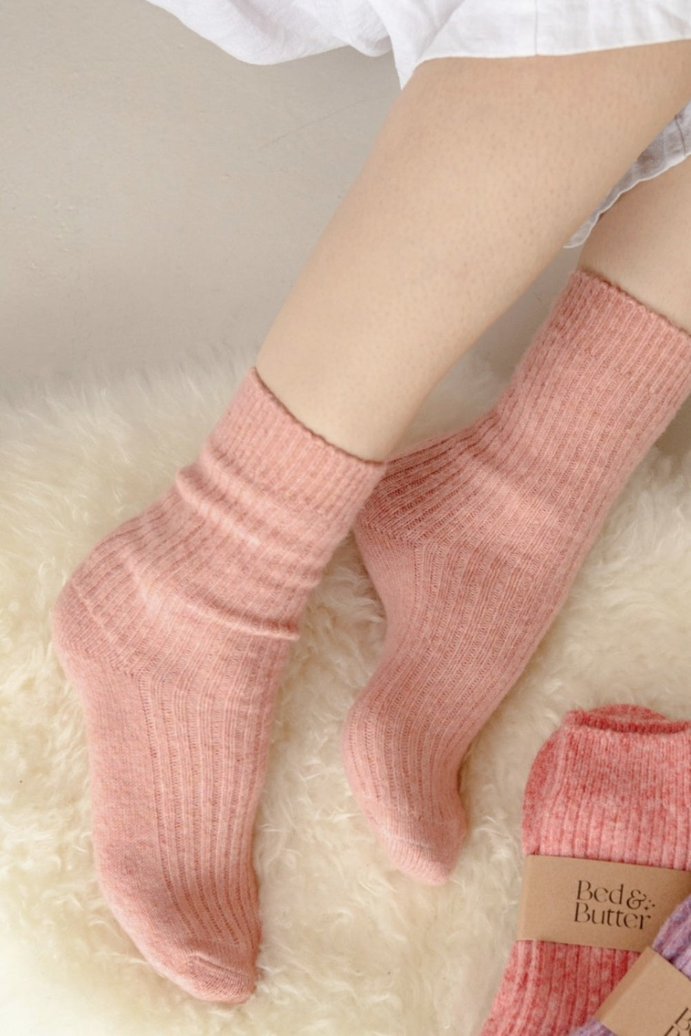 BED + BUTTER COMFIEST SOCKS PEACH