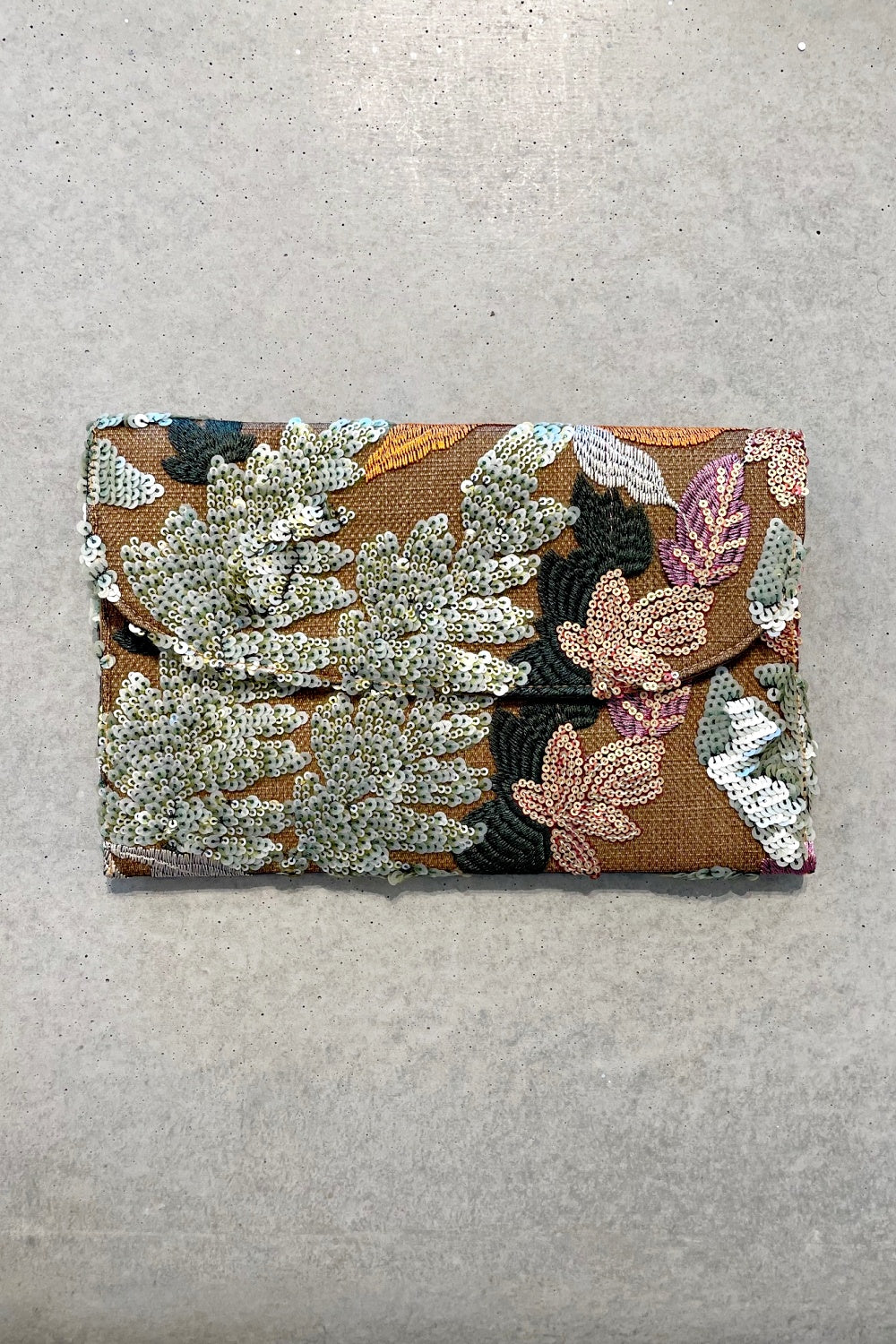 RIVIERA SEQUIN CLUTCH