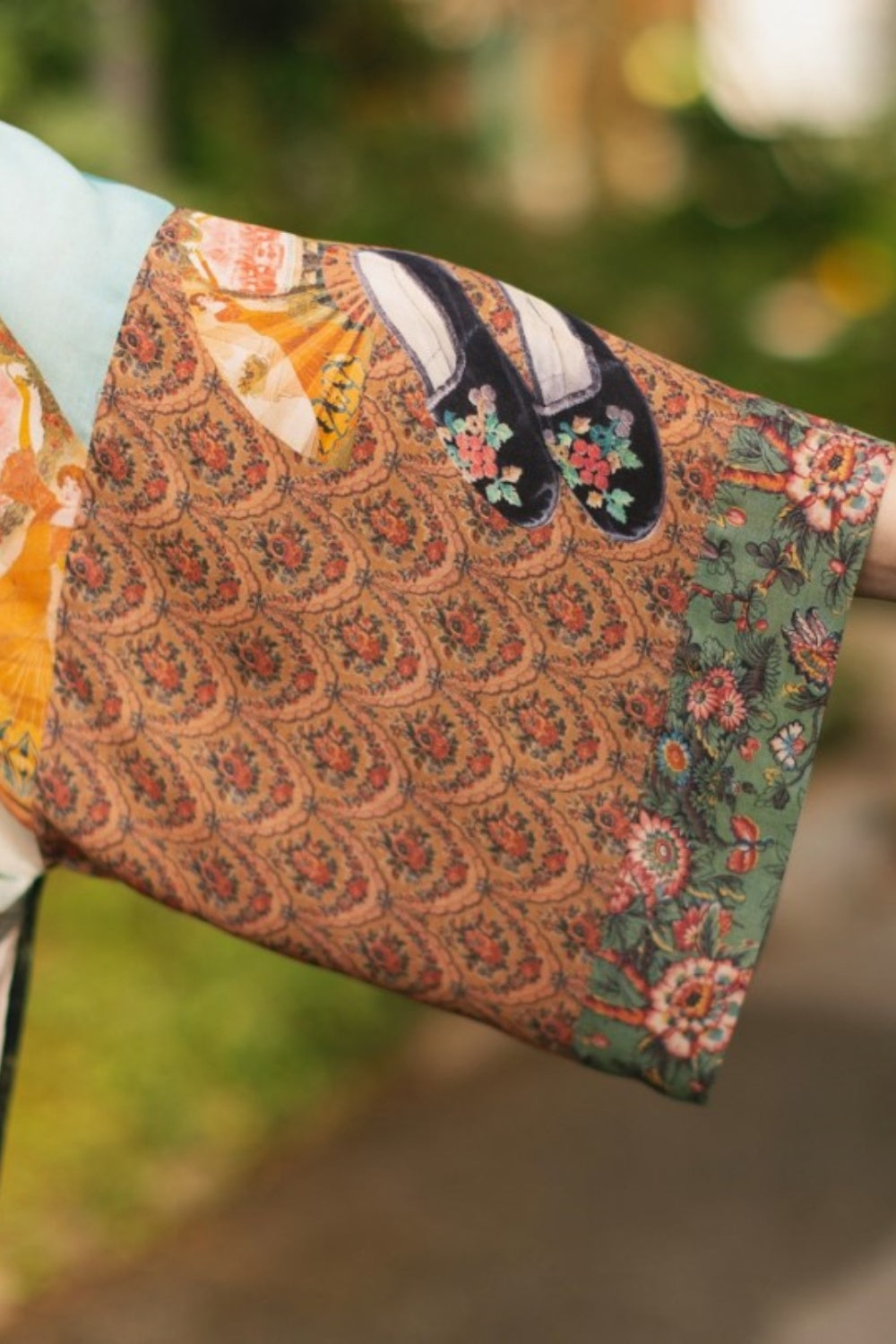 MARKET OF STARS SECRET GARDEN CROPPED BAMBOO KIMONO