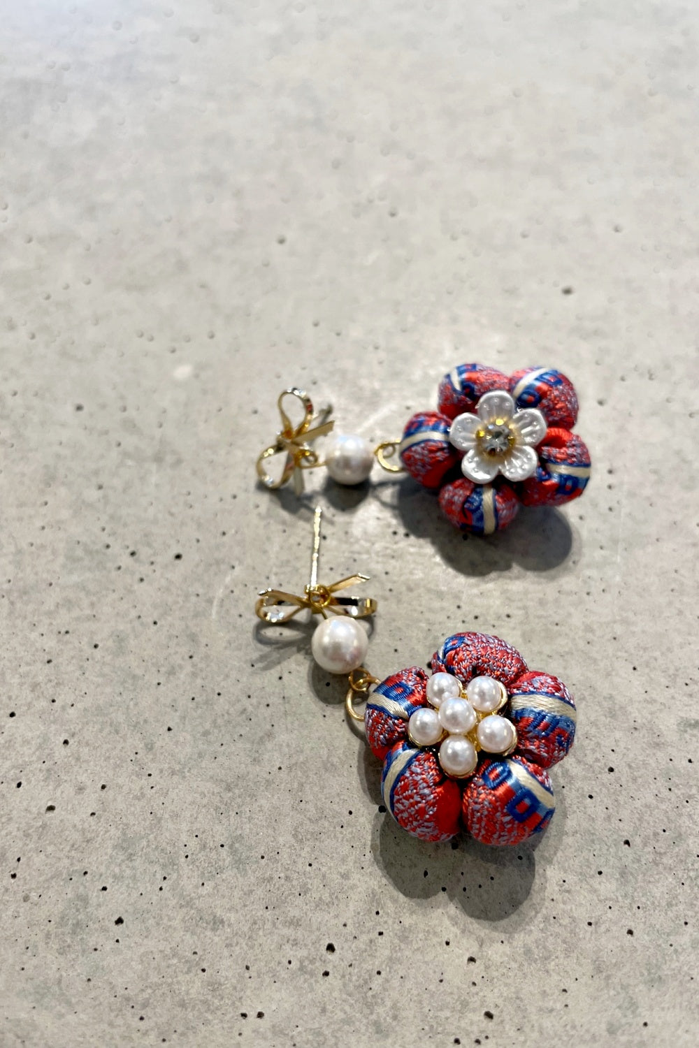 FLOCK BY WILD SINGLE DROP EARRINGS #8 CHANEL