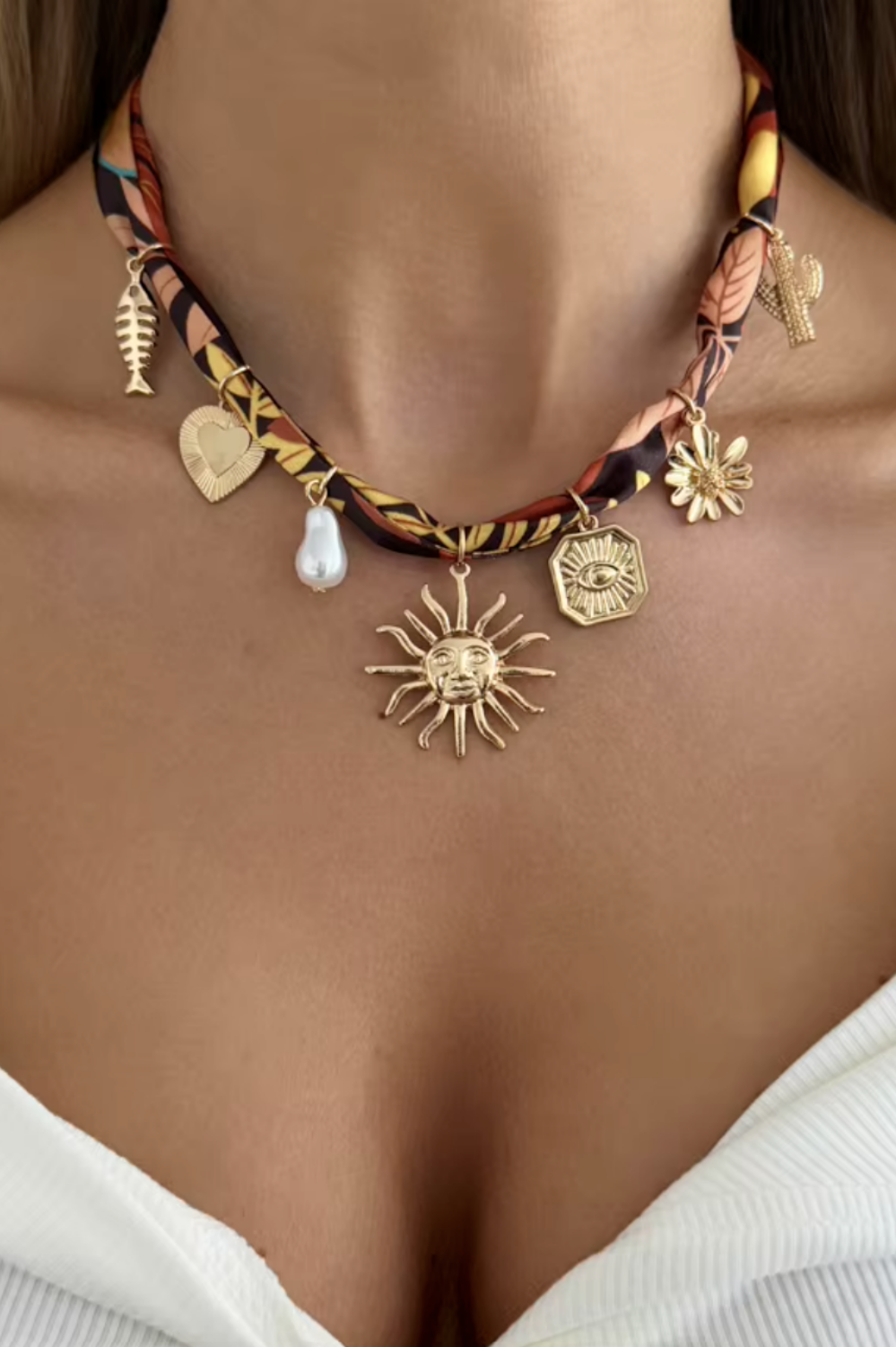 TRINKET NECKLACE BAJA