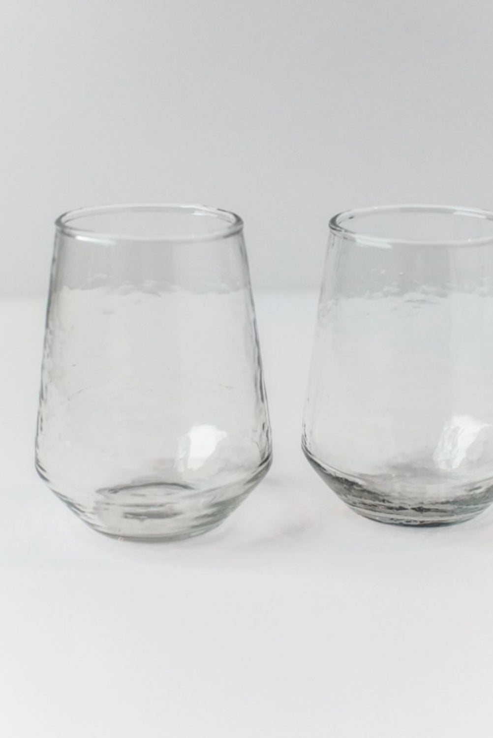 CREATIVE WOMEN HANDBLOWN HAMMERED GLASS WATER TUMBLER CLEAR