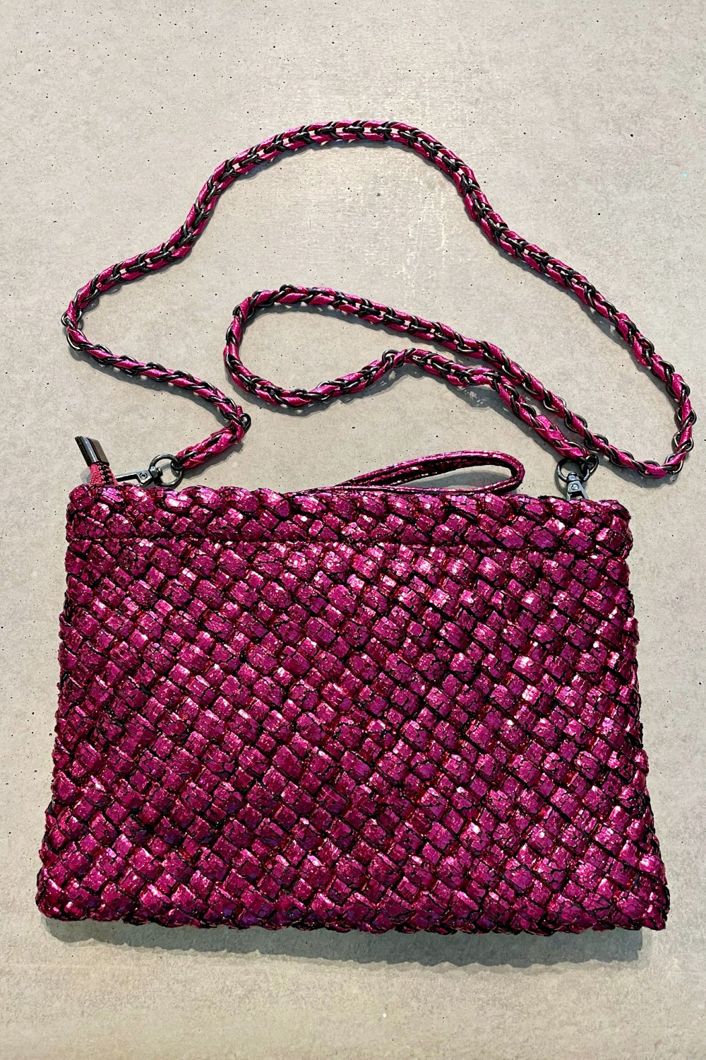 ROSELLE AGNES CROSSBODY ZIP CLUTCH PINK