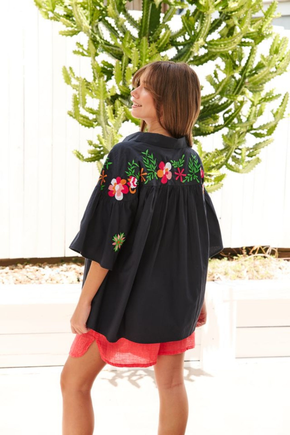 COLLECTIVO AMALFI BLOUSE MIDNIGHT BLOOM
