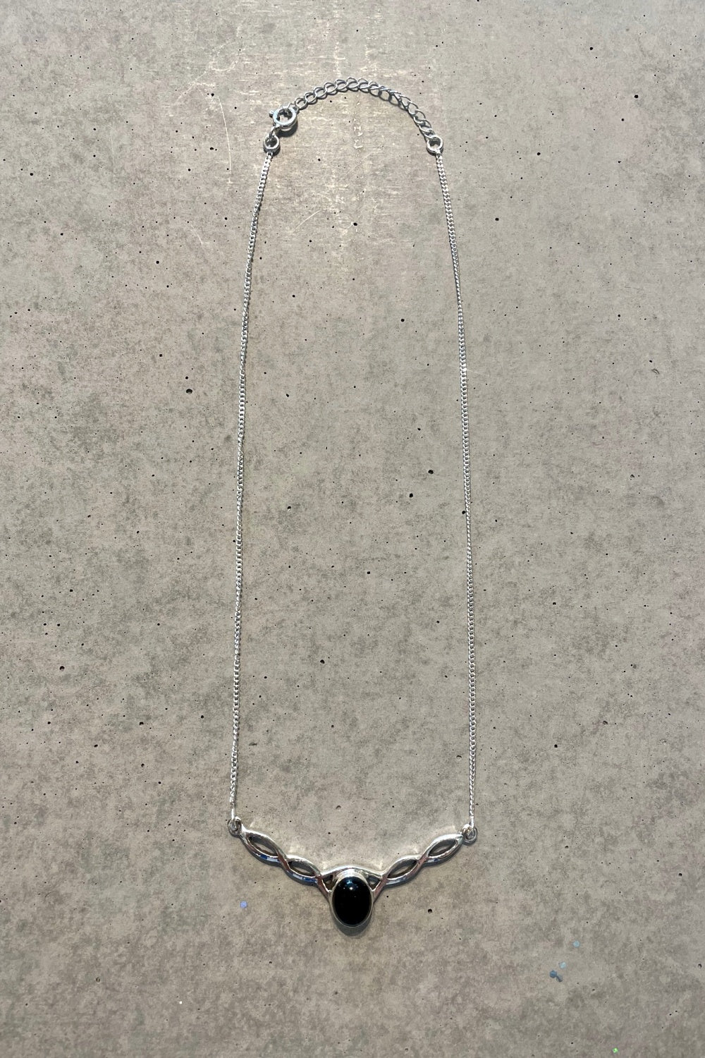 BLACK ONYX + STERLING SILVER PENDANT + CHAIN