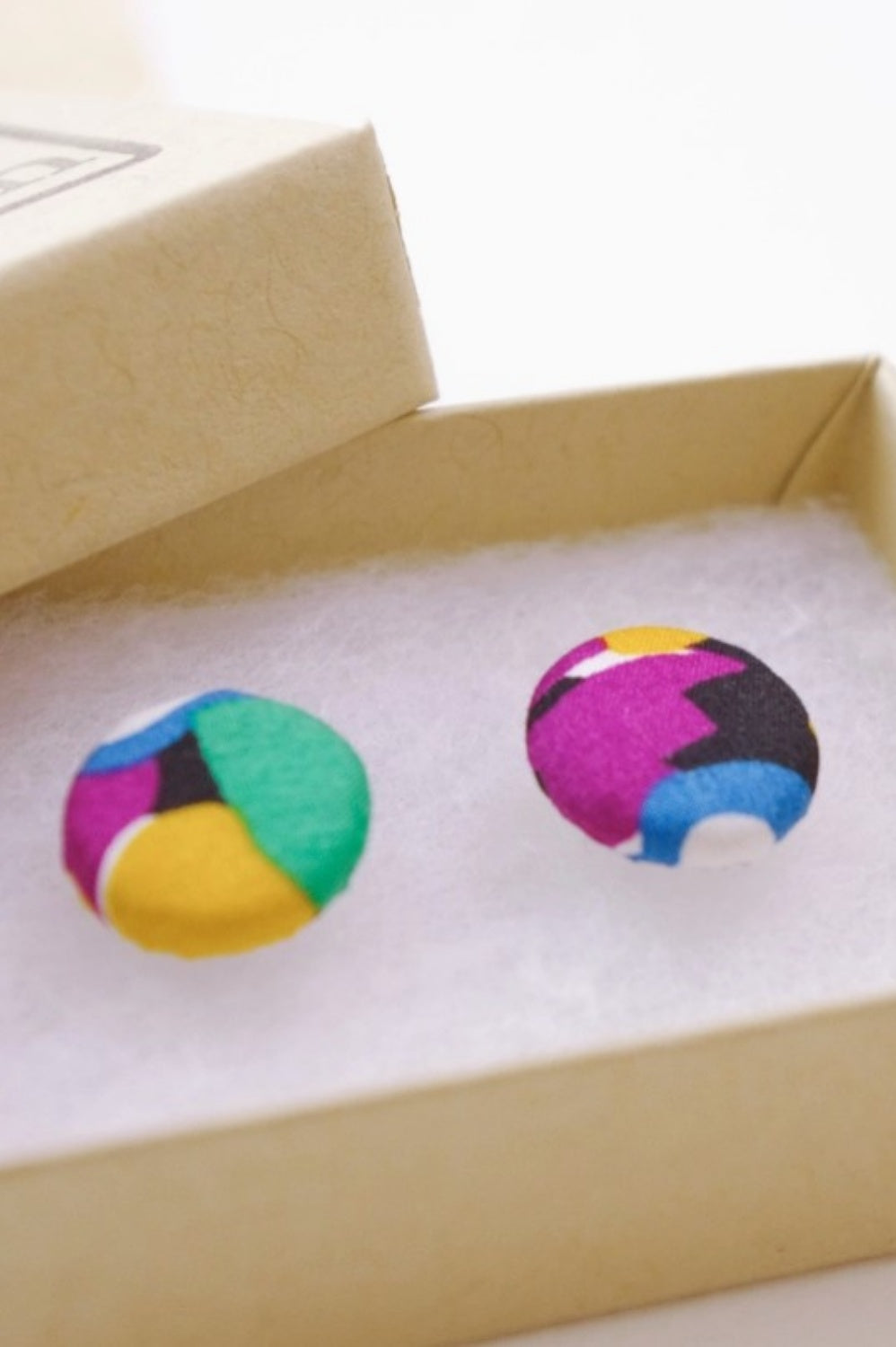 BUNNY BOSWORTH BUTTON STUD EARRINGS GLORIA LOMO