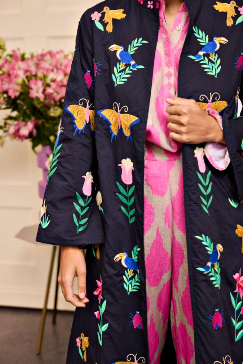 NIMO WITH LOVE CHILI PEPPER COAT WITH MEXICAN EMBROIDERY NAVY
