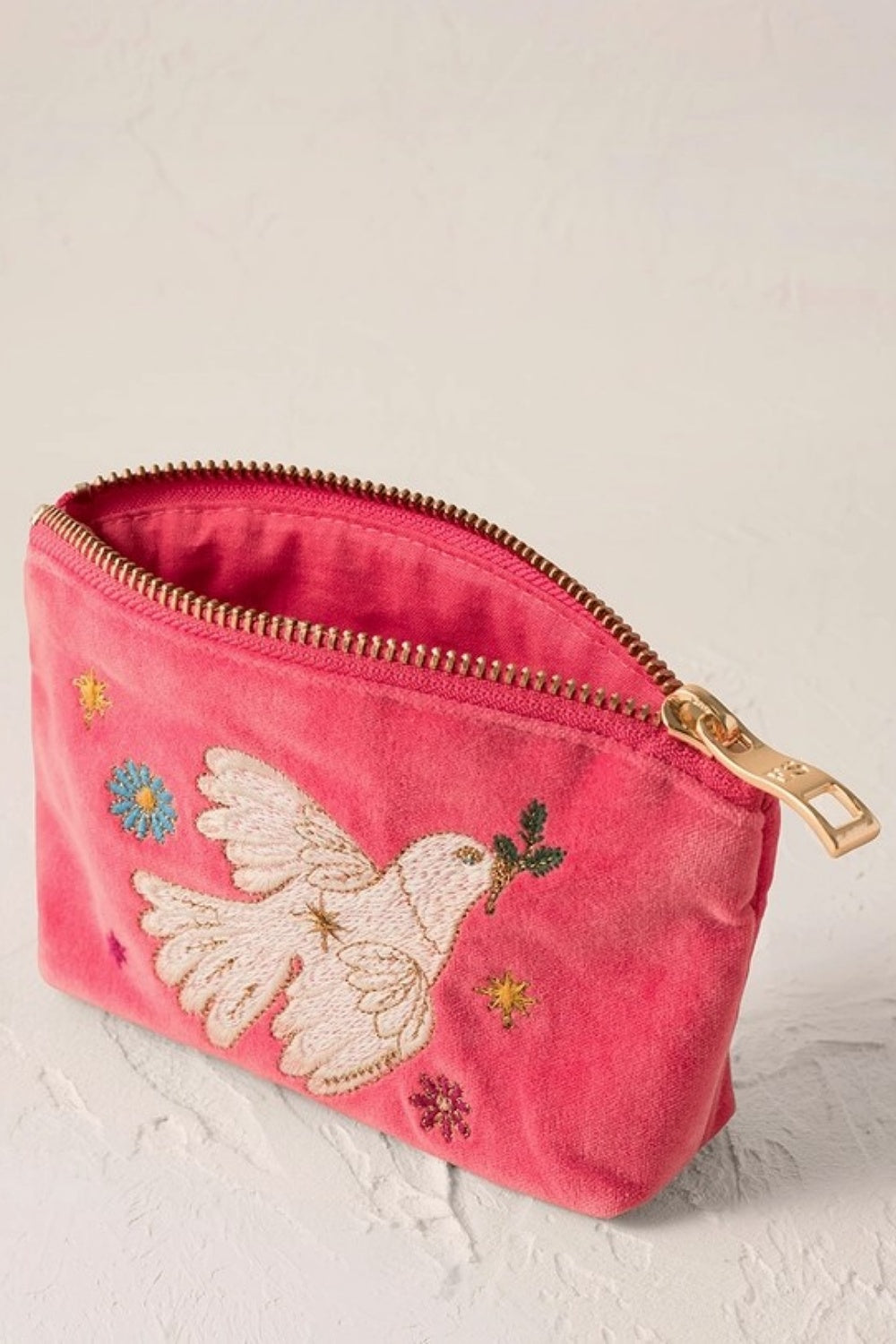 ELIZABETH SCARLETT DOVES OF PEACE COIN PURSE