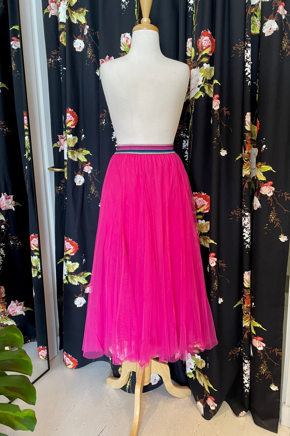 QUEENIE TANGO FOXTROT TULLE SKIRT RADIOACTIVE PINK