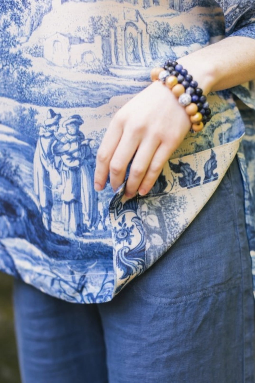 MARKET OF STARS LET THE LIGHT IN BAMBOO LUXE TEE SHIRT