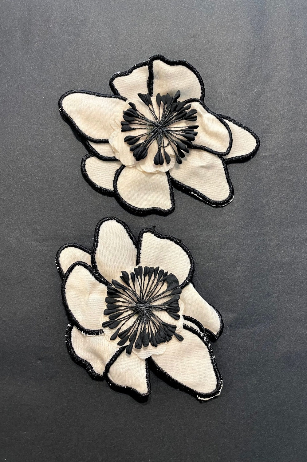 LOST + FOUND MAGNOLIA EARRINGS WHITE