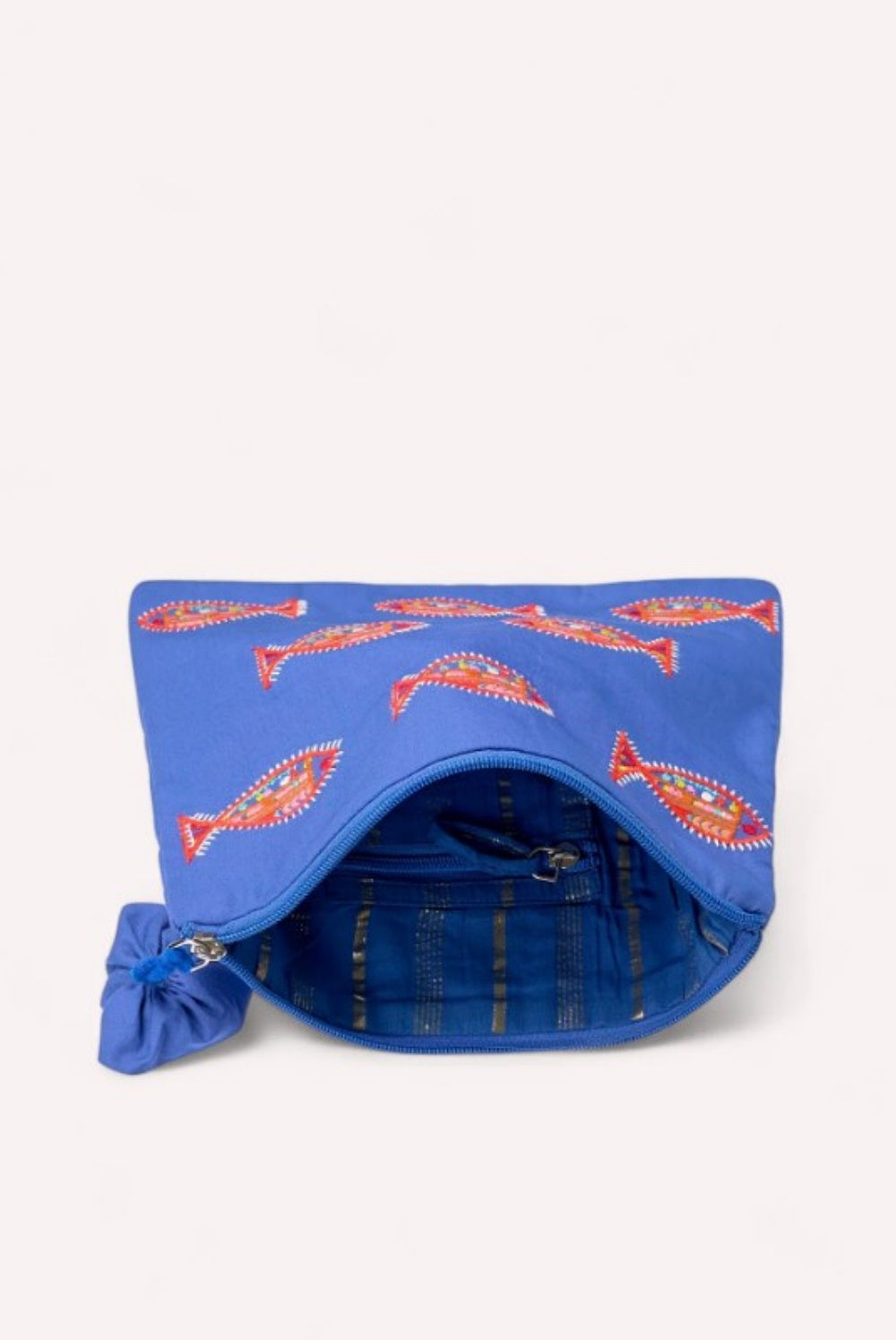 NIMO WITH LOVE ORTIGA BAG WITH FISH EMBROIDERY
