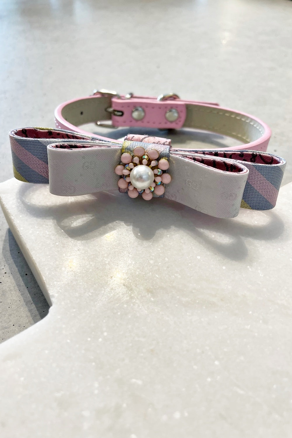 FLOCK BY WILD PIXIE COLLAR