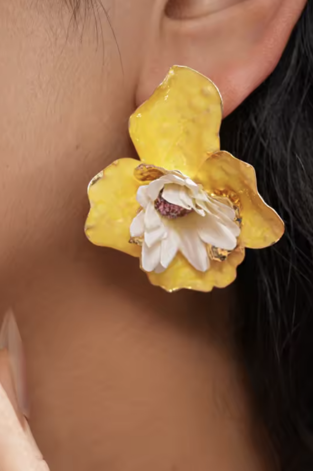SUNS UP ENAMEL EARRINGS YELLOW