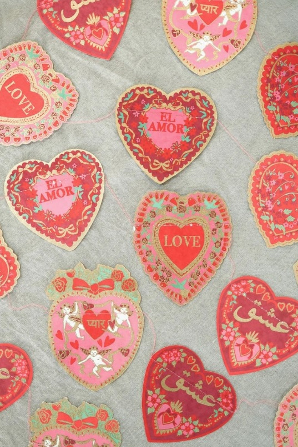 EAST END PRESS VALENTINE'S SEWN GARLAND