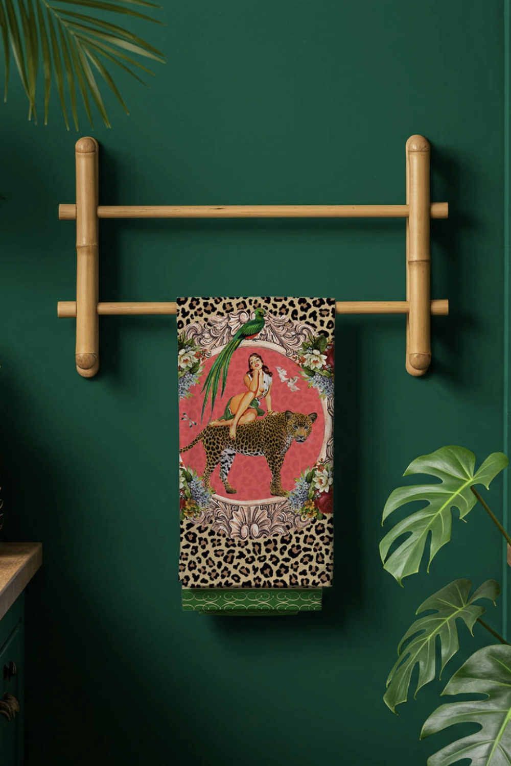 QUEEN K ALICE RETRO 100% LINEN TEA TOWEL