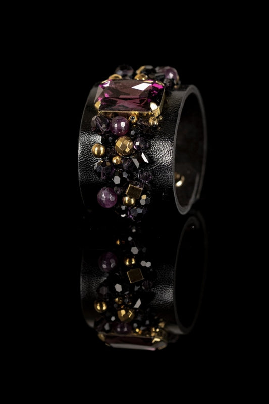 THE DARK AMETHYST OBSESSION CRYSTAL LEATHER CUFF