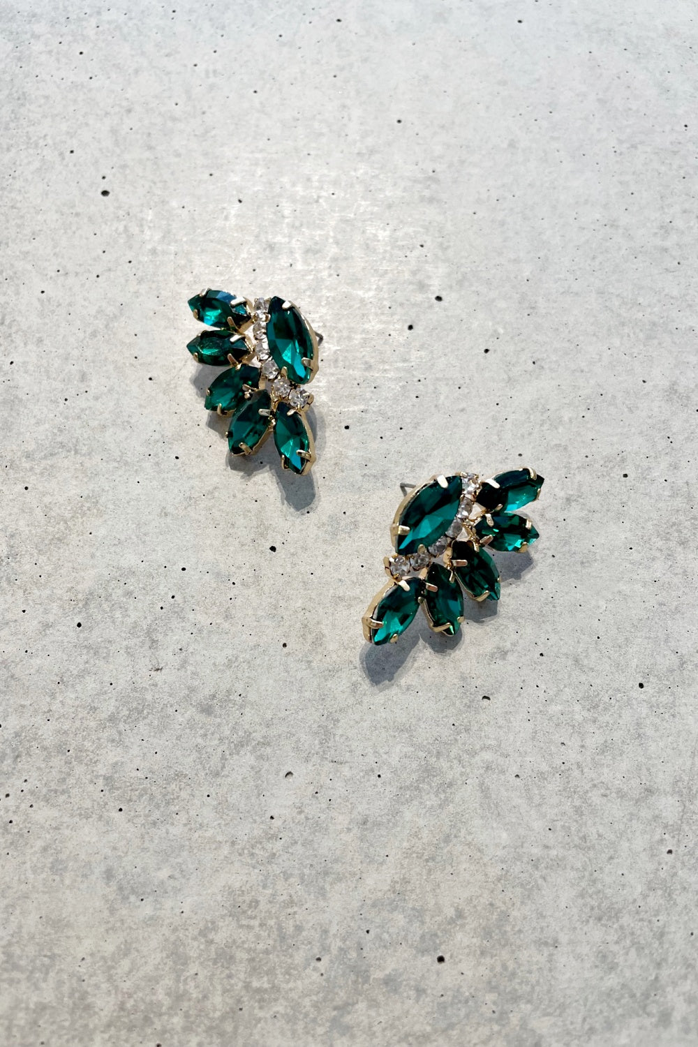 CAROLYN EARRINGS