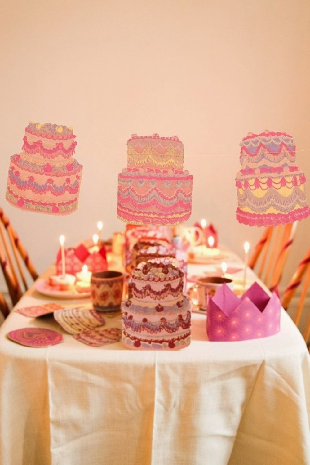 EAST END PRESS CELEBRATION CAKES PAPER GARLAND