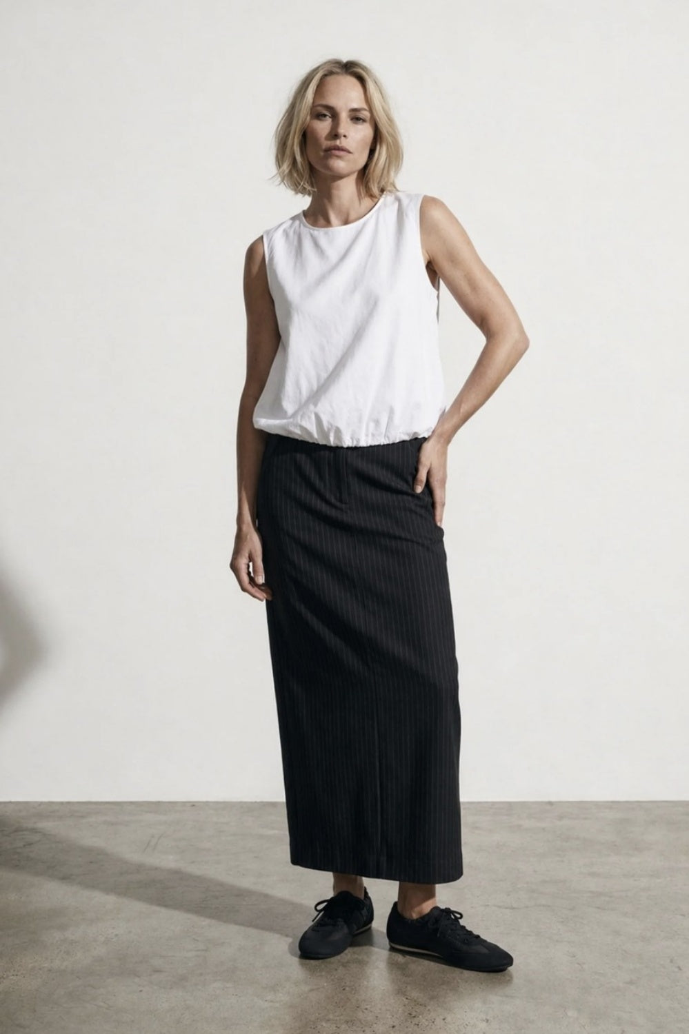 LOUNGE THE LABEL CHAMON SKIRT BLACK PINSTRIPE
