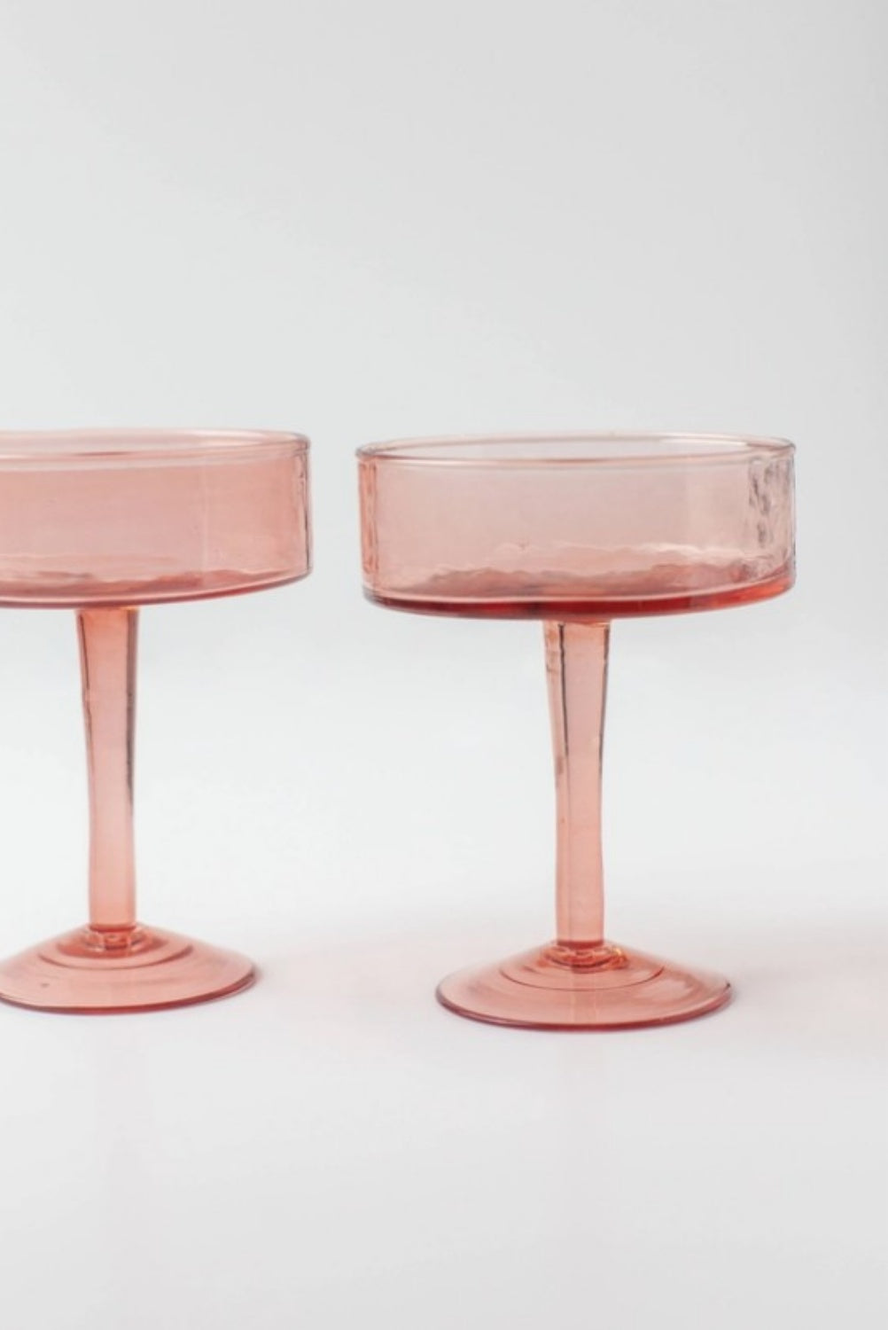 CREATIVE WOMEN HANDBLOWN HAMMERED COUPE COCKTAIL GLASS PINK