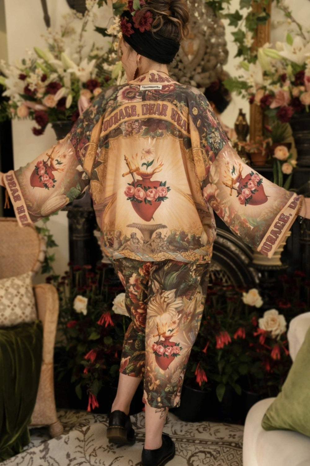 PRE-ORDER MARKET OF STARS COURAGE DEAR HEART CROPPED KIMONO