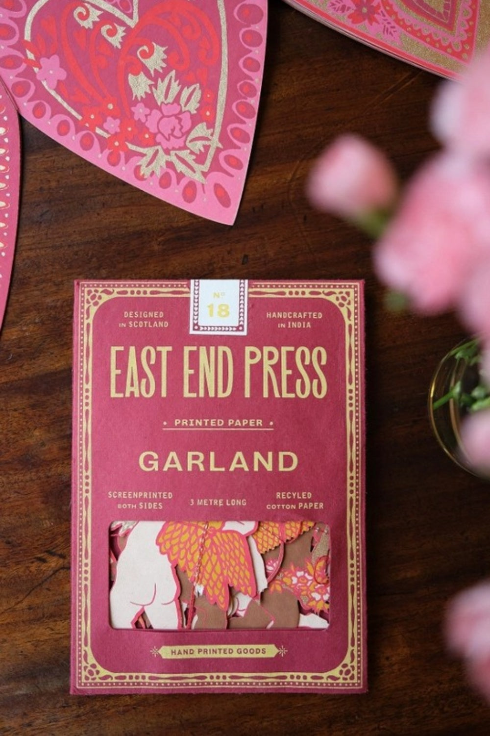 EAST END PRESS CUPIDS PAPER GARLAND