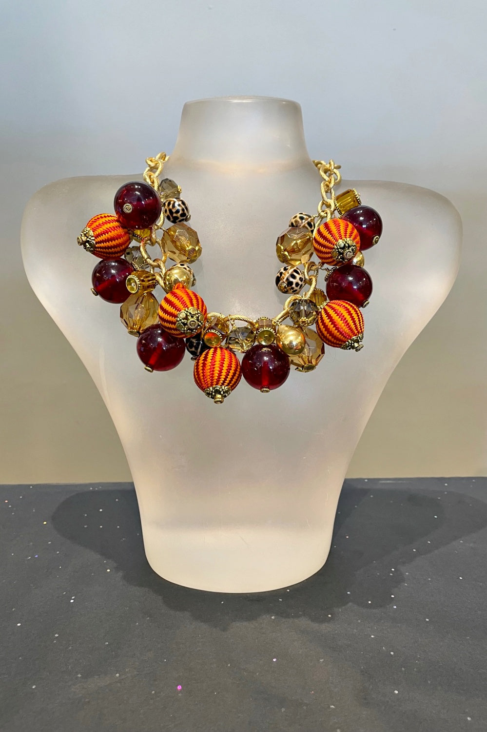 JUMBLE ROMAN HOLIDAY CHARM NECKLACE