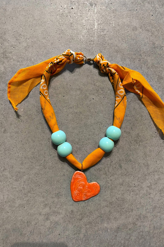 WILD WEST BANDANA NECKLACE ORANGE
