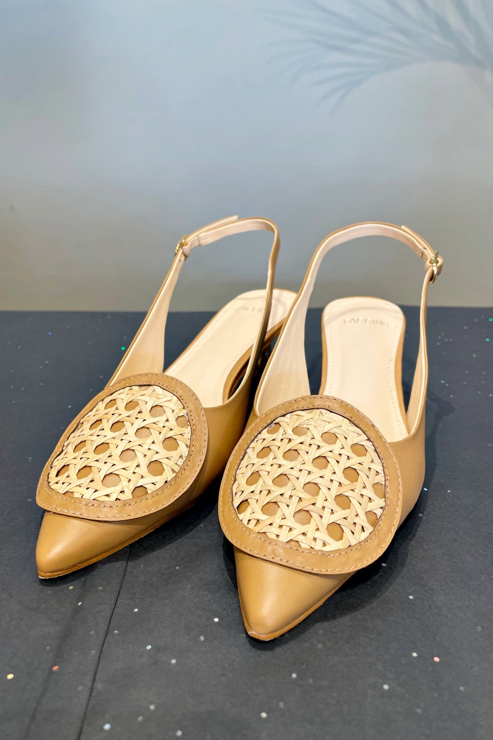 FACCINE RATTAN SLINGBACK HEELS CAMEL