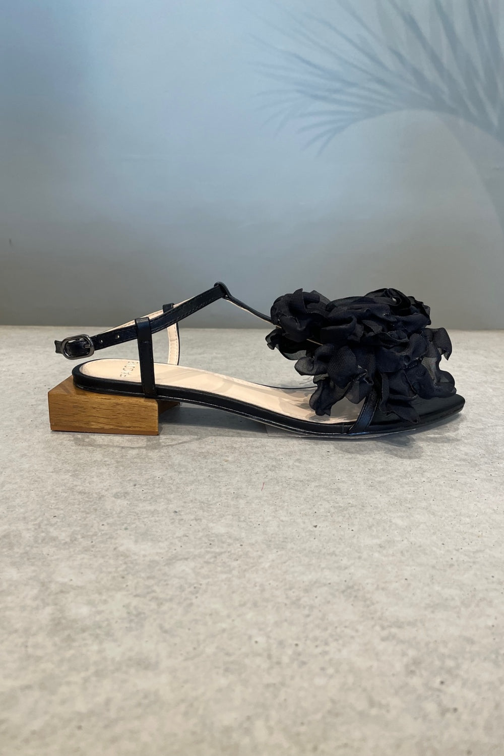 FACCINE FLORA SANDALS BLACK