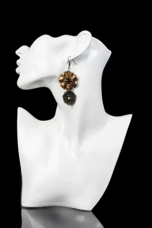 THE DARK INFERNO DUAL BLOOM LEATHER EARRINGS