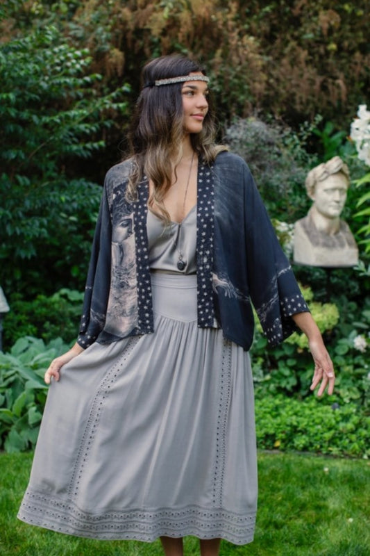 MARKET OF STARS LOVE CONQUERS ALL CROPPED KIMONO