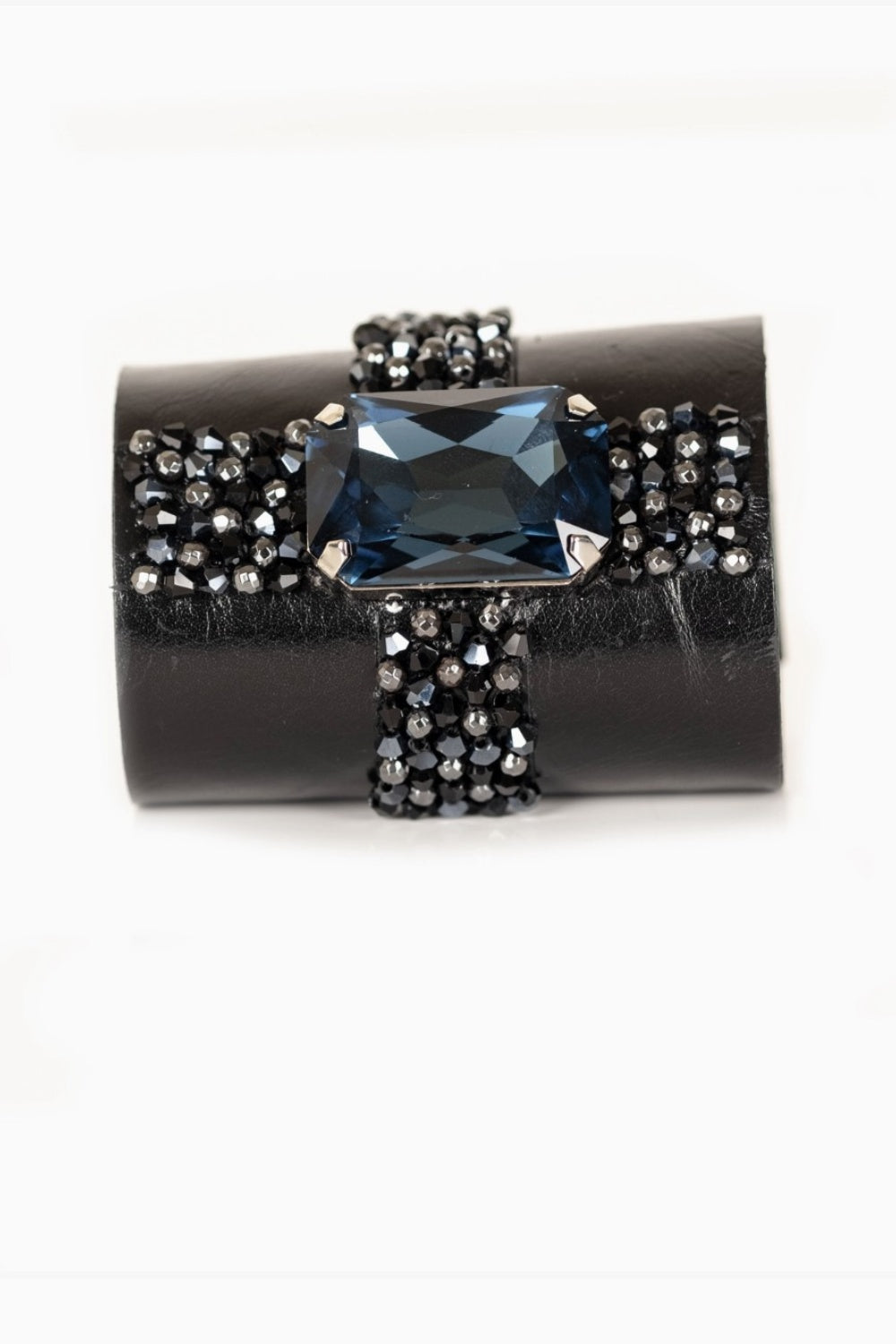 THE DARK MIDNIGHT SOVEREIGN CRYSTAL LEATHER CUFF