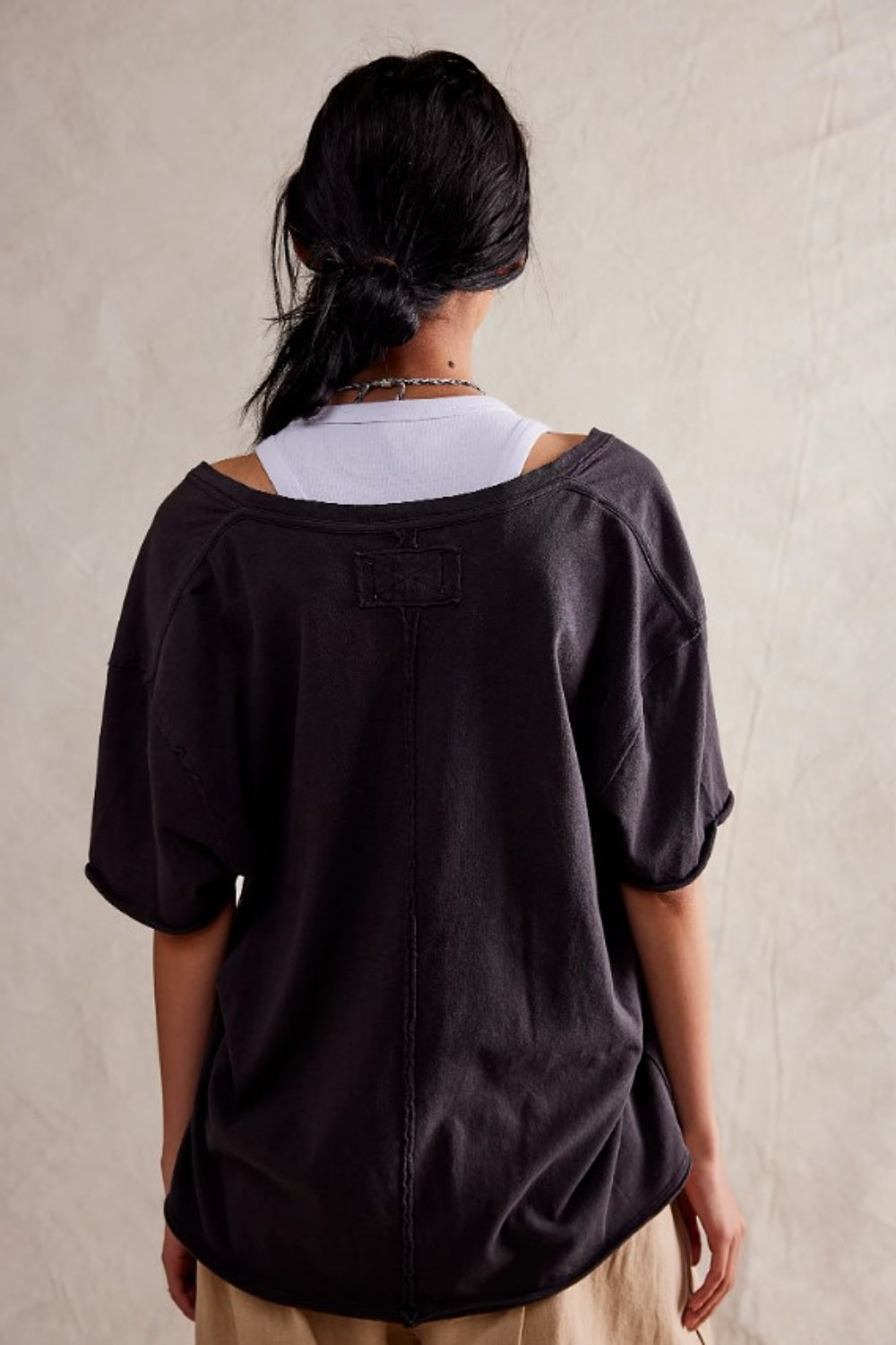 FREE PEOPLE NINA V NECK TEE 2 COLOURS