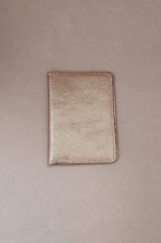 GLOBE PASSPORT HOLDER ROSE GOLD
