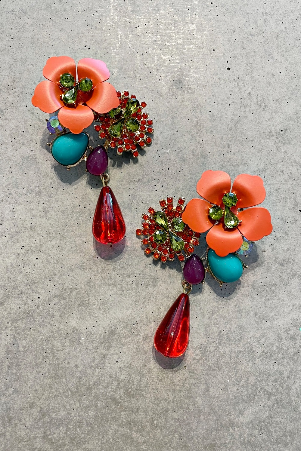 PATIO EARRINGS ORANGE